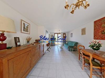 Maison - 87 m² - 6 pièces