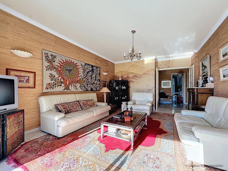 Appartement - 75 m² - 3 pièces