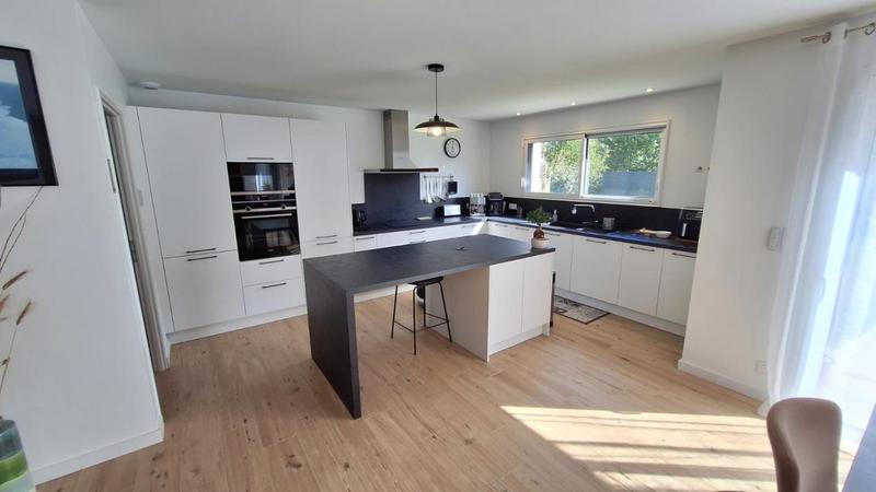 Maison - 155 m² - 6 pièces