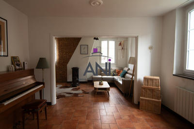 Maison - 149 m² - 8 pièces