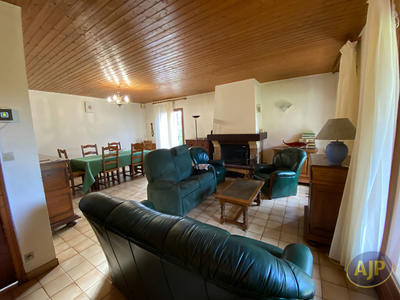 Maison - 100 m² - 5 pièces