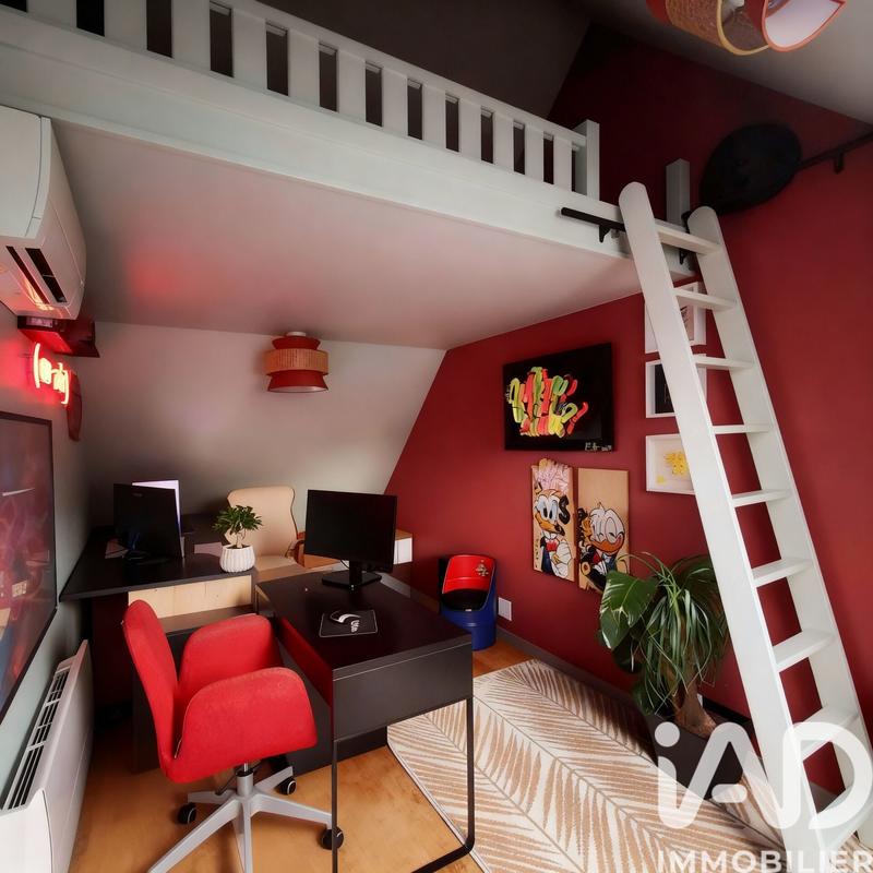 Maison - 95 m² - 5 pièces