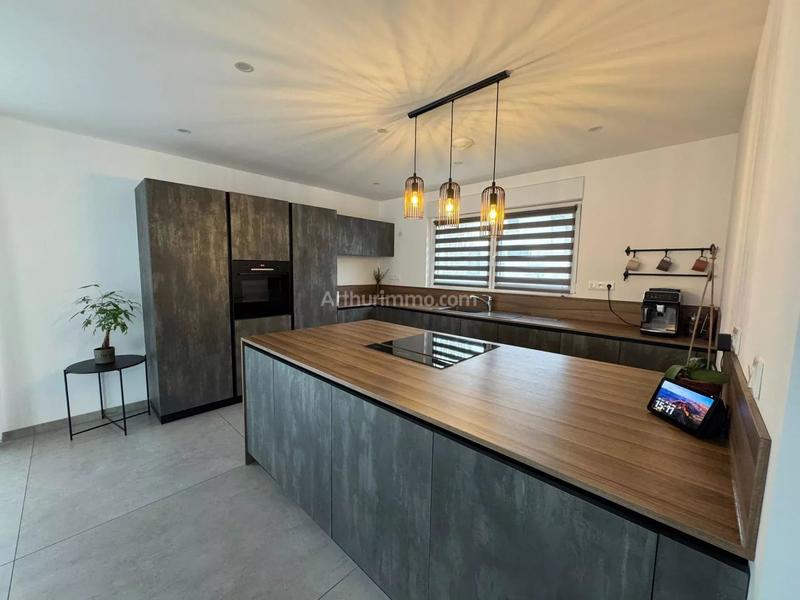 Maison - 149 m² - 6 pièces