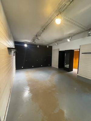 Local commercial - 272 m² - 5 pièces