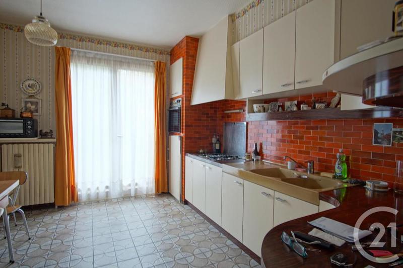 Pavillon - 143 m² - 5 pièces