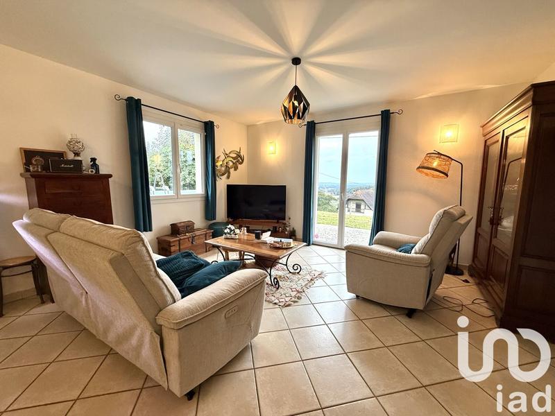 Maison - 140 m² - 5 pièces