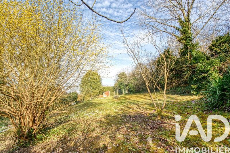 Maison - 175 m² - 9 pièces