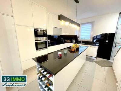 Maison - 115 m² - 7 pièces