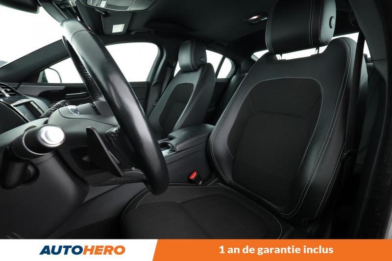 Jaguar Xe 2.0 R-Sport Auto 200 ch