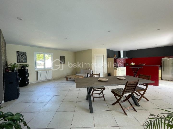 Villa - 146 m² - 5 pièces