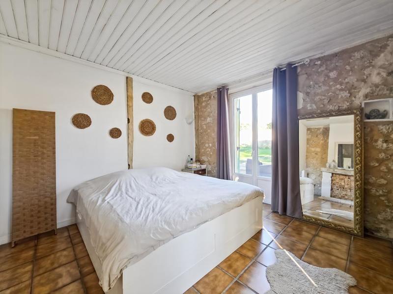 Maison - 264 m² - 10 pièces