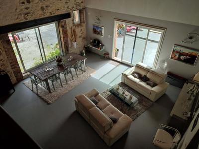 Maison - 456 m² - 15 pièces