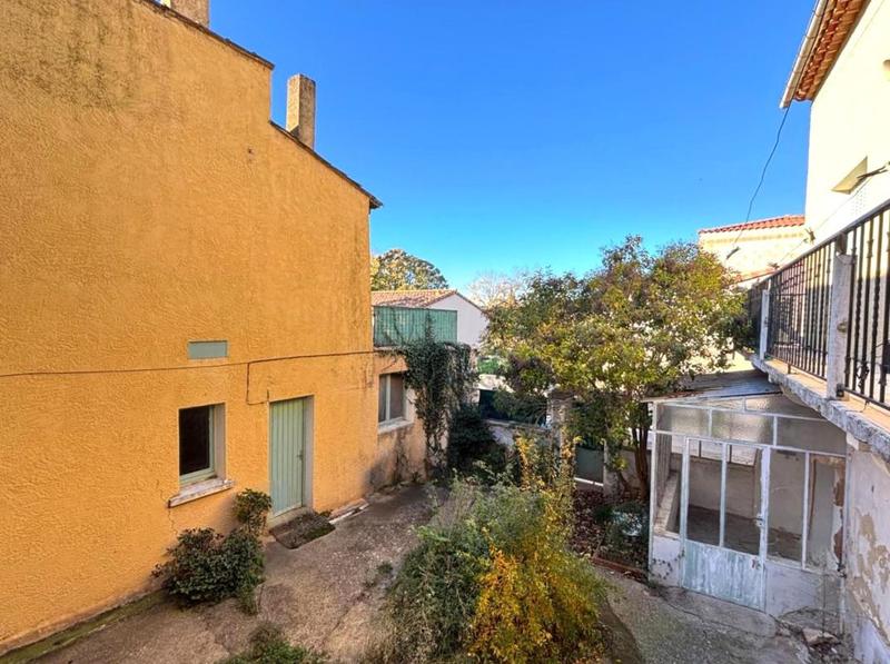 Immeuble - 230 m² - 9 pièces