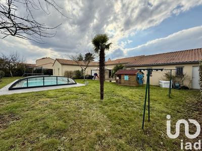 Maison - 178 m² - 8 pièces