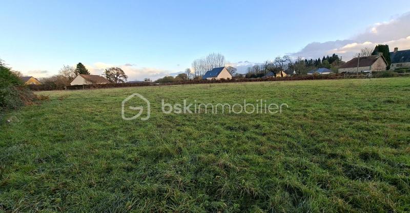 Terrain constructible - 3 200 m²