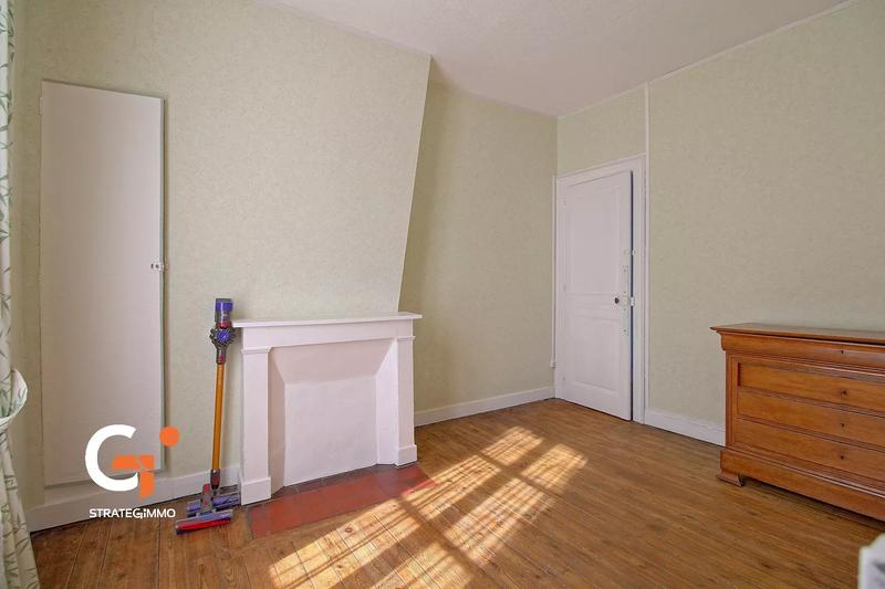 Maison - 144 m² - 8 pièces