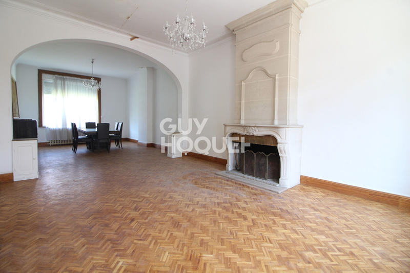 Maison de maîtres - 220 m² - 6 pièces