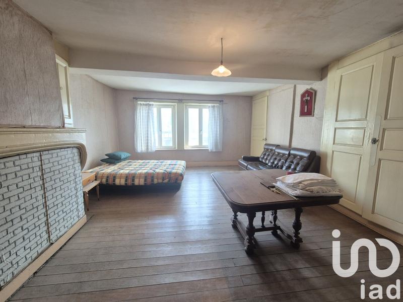 Maison - 378 m² - 8 pièces