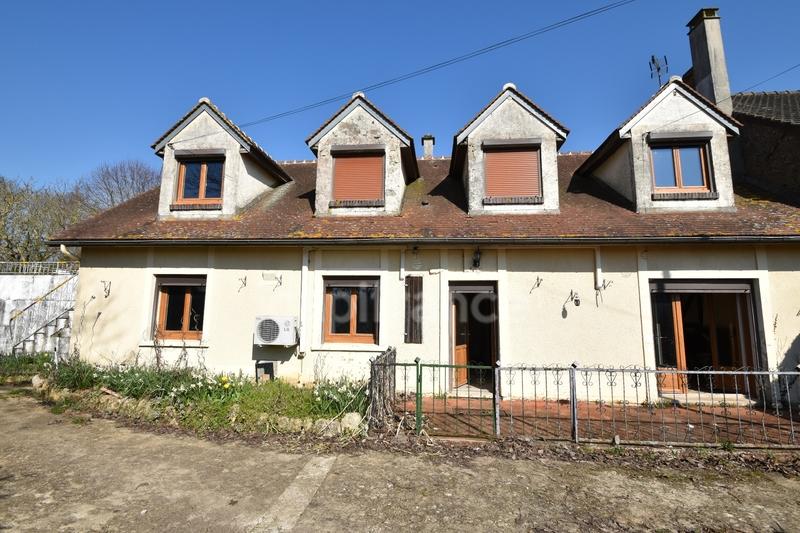 Maison - 282 m² - 12 pièces