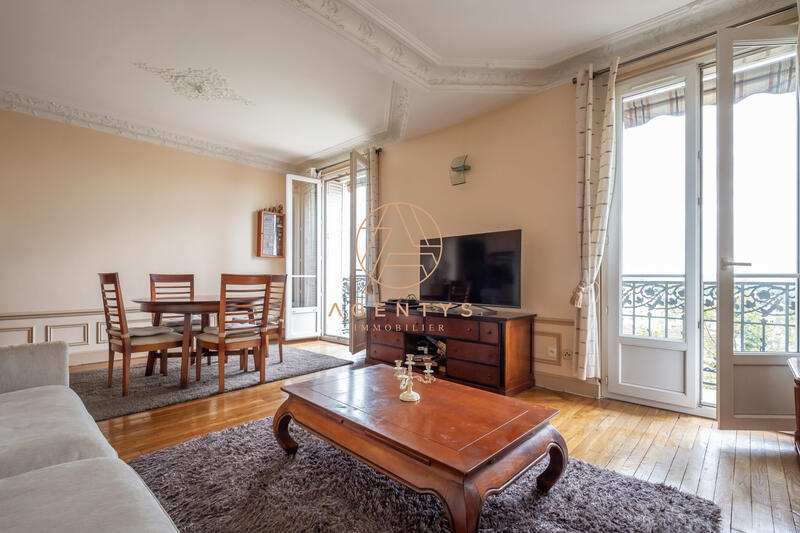 Appartement - 81 m² - 3 pièces