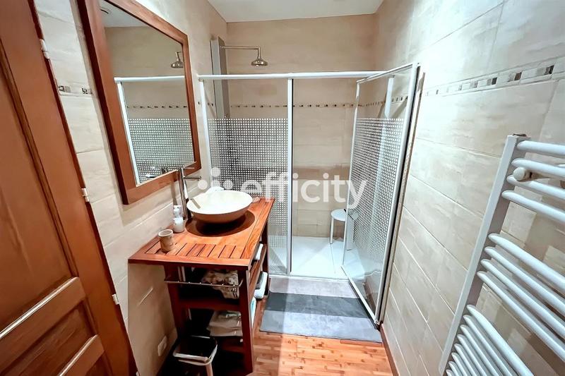 Maison - 162 m² - 7 pièces