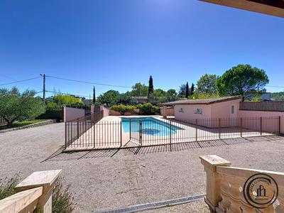 Maison - 149 m² - 5 pièces