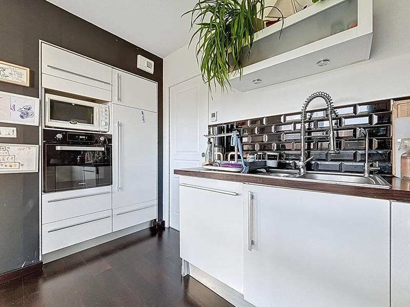 Maison - 143 m² - 6 pièces