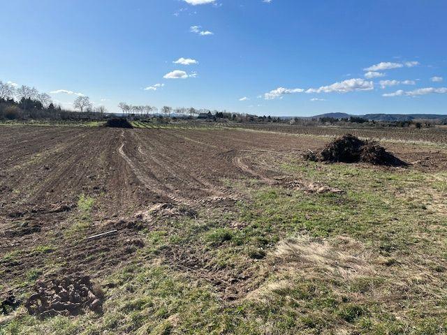 Terrain agricole - 8 320 m²