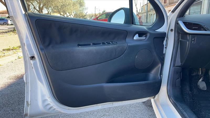 Peugeot 207+ 1.4 HDi 68 Blue Lion