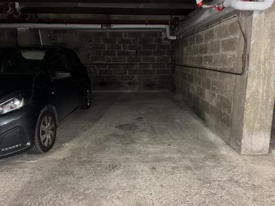 Parking / Garage - 11 m²