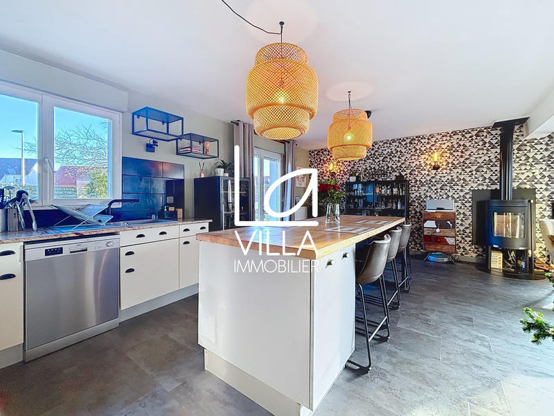 Maison - 122 m² - 6 pièces