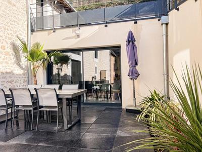 Propriété - 188 m² - 7 pièces