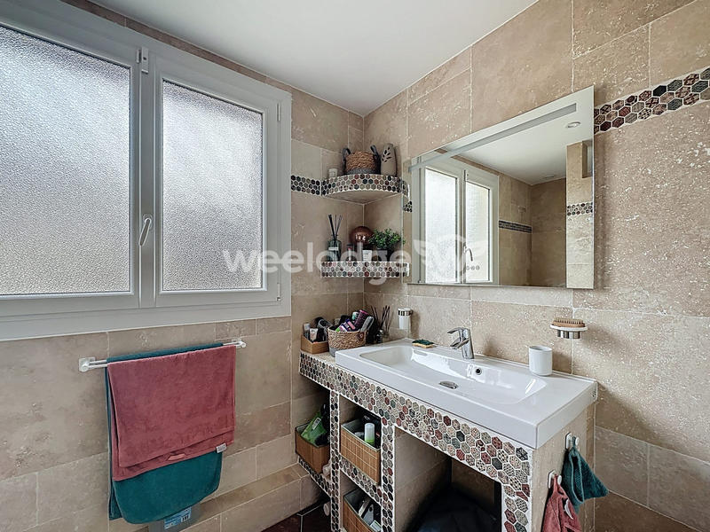 Maison - 145 m² - 6 pièces