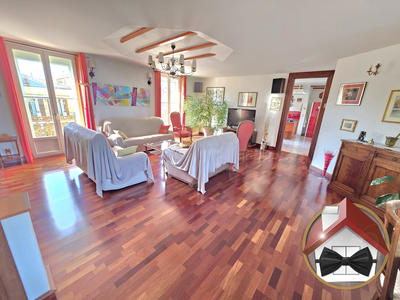 Appartement - 243 m² - 6 pièces