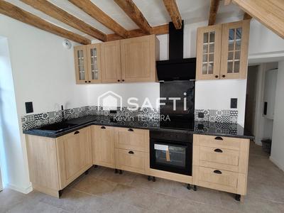 Maison - 85 m² - 5 pièces