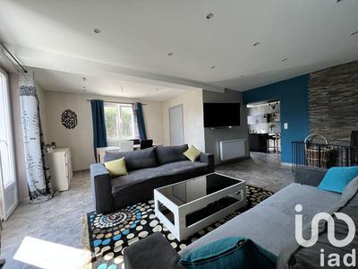 Maison - 207 m² - 11 pièces