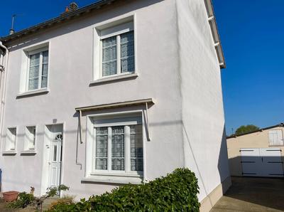 Maison - 86 m² - 5 pièces