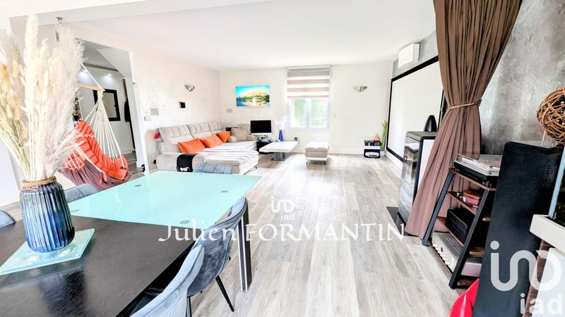 Maison - 200 m² - 7 pièces