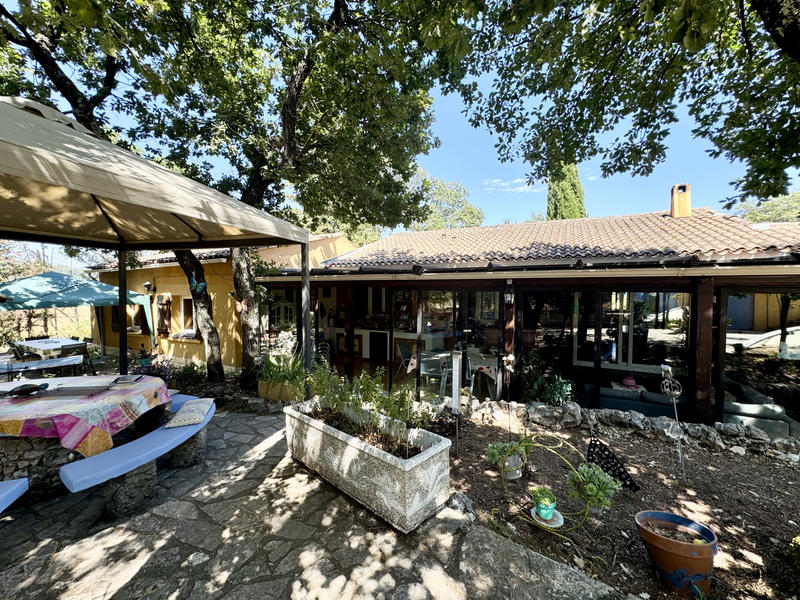 Villa - 163 m² - 6 pièces