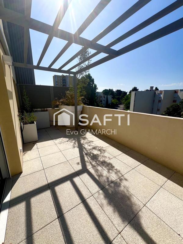 Appartement - 95 m² - 5 pièces