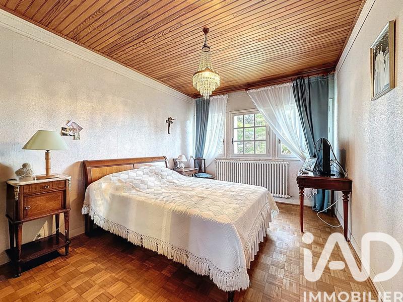 Maison - 168 m² - 7 pièces