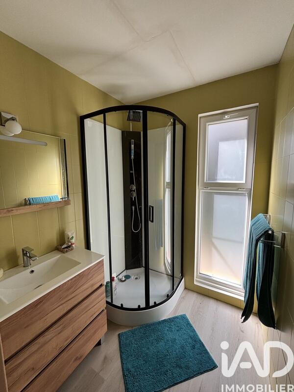 Maison - 165 m² - 6 pièces