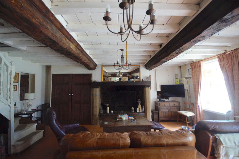 Maison - 203 m² - 7 pièces