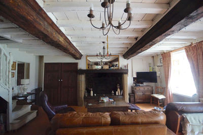 Maison - 203 m² - 7 pièces