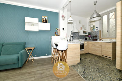 Maison - 84 m² - 4 pièces