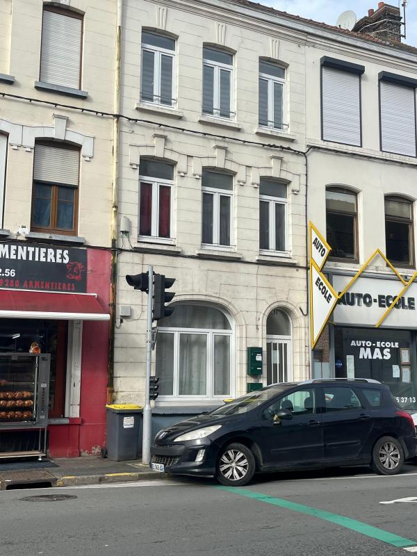 Immeuble - 150 m² - 7 pièces