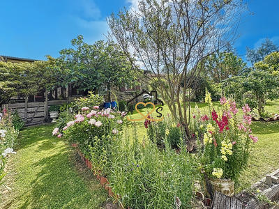 Maison - 161 m² - 6 pièces