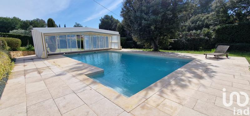 Maison - 203 m² - 6 pièces