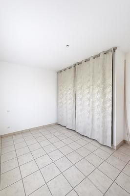 Maison - 176 m² - 8 pièces