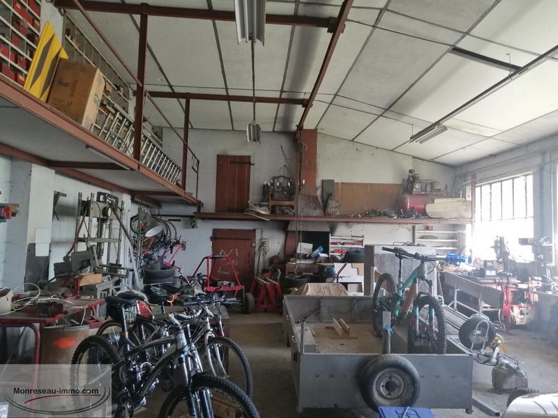 Propriété - 340 m² - 12 pièces